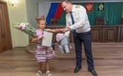 Крымские следователи наградили тулячку Дашу Павлову за спасение трёхлетнего мальчика