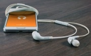 В Роскачестве рассказали, как избежать взрыва аккумулятора смартфона