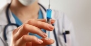 С 1 апреля в России планируют начать вакцинацию от кори