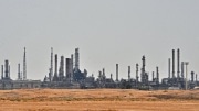 Доллар и евро обвалились на фоне роста цен на нефть. Что дальше?