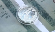 В оборот поступила трехрублевая монета с изображением Тульского кремля
