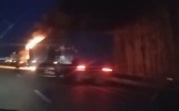 В Тульской области на трассе загорелась фура