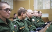 Тулякам начали массово приходить СМС с приглашением служить по контракту