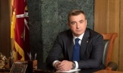 Алексей Дюмин поздравил студентов с праздником