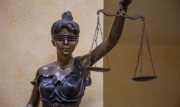 Жителя Новомосковска будут судить за гибель пенсионера под колесами \"Волги\"