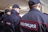 Полицейским разрешили выезд заграницу.