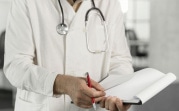 Более 9 тысяч тульских медиков получают специальную социальную выплату