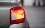 В Новомосковске двое детей попали под машину на пешеходном переходе