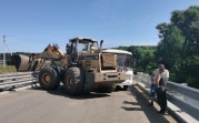 В Тульской области столкнулись погрузчик и пассажирский автобус: пострадали семь человек
