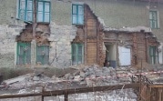 В Донском рухнула часть аварийного дома