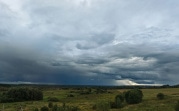 В Центральную Россию возвращается тепло, но с ливнями и грозами