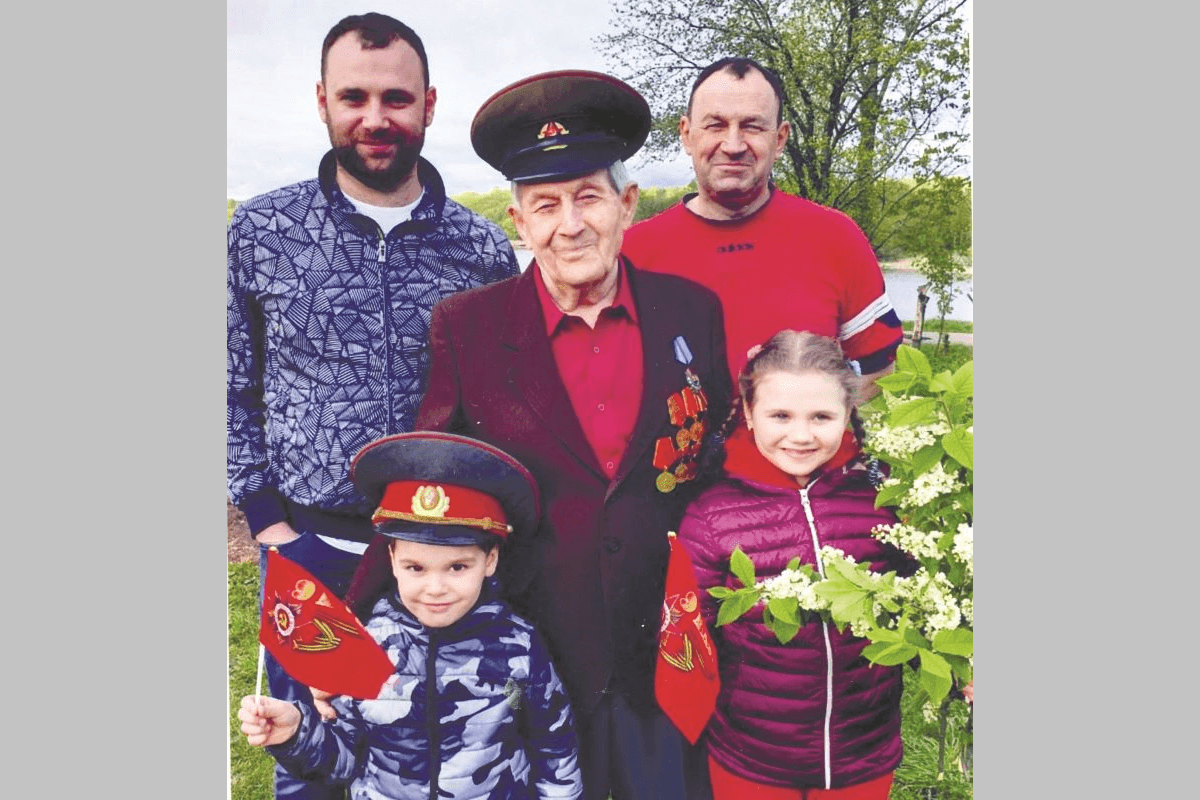Там, где всё родное: о человеке, который ни разу не сменил дорогу