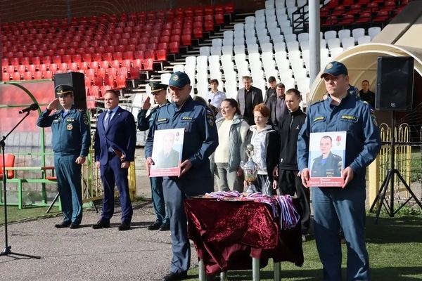 Турнир по мини-футболу памяти героев-пожарных стартовал в Новомосковске