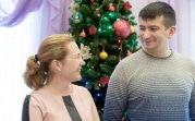 Алексей Дюмин поздравил семью медиков из Кимовска с рождением тройни