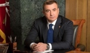 Алексей Дюмин поздравил работников химической промышленности с профессиональным праздником