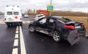 На трассе «Дон» автомобиль «Киа Оптима» влетел в остановку