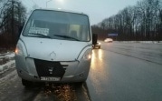 У автобуса Новомосковск – Тула на ходу отлетело колесо и врезалось в иномарку