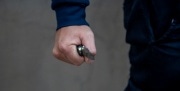 В Новомосковске житель Венева пытался убить знакомую за отказ в близости
