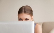 Эксперты Роскачества раскрыли преступную схему: аферисты «кружат головы» айтишникам