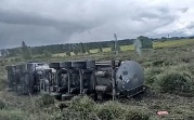 В Новомосковске перевернулась цистерна с жидким мылом