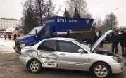 «Почта России» прокомментировала ДТП со служебным автомобилем в Новомосковске