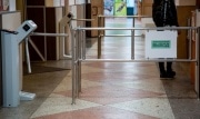 Роспотребнадзор запретил родителям приходить в школу