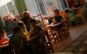 Жестокое обращение или воспитательный процесс? Туляки обсуждают видео из узловского детсада