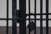 Двое жителей Новомосковска за грабеж и разбойное нападение отправились в колонию