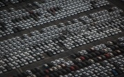 Европейские автопроизводители планируют приостановить поставки новых машин в Россию