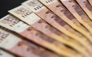 В Новомосковске полицейский отказался от взятки в 50 тысяч рублей