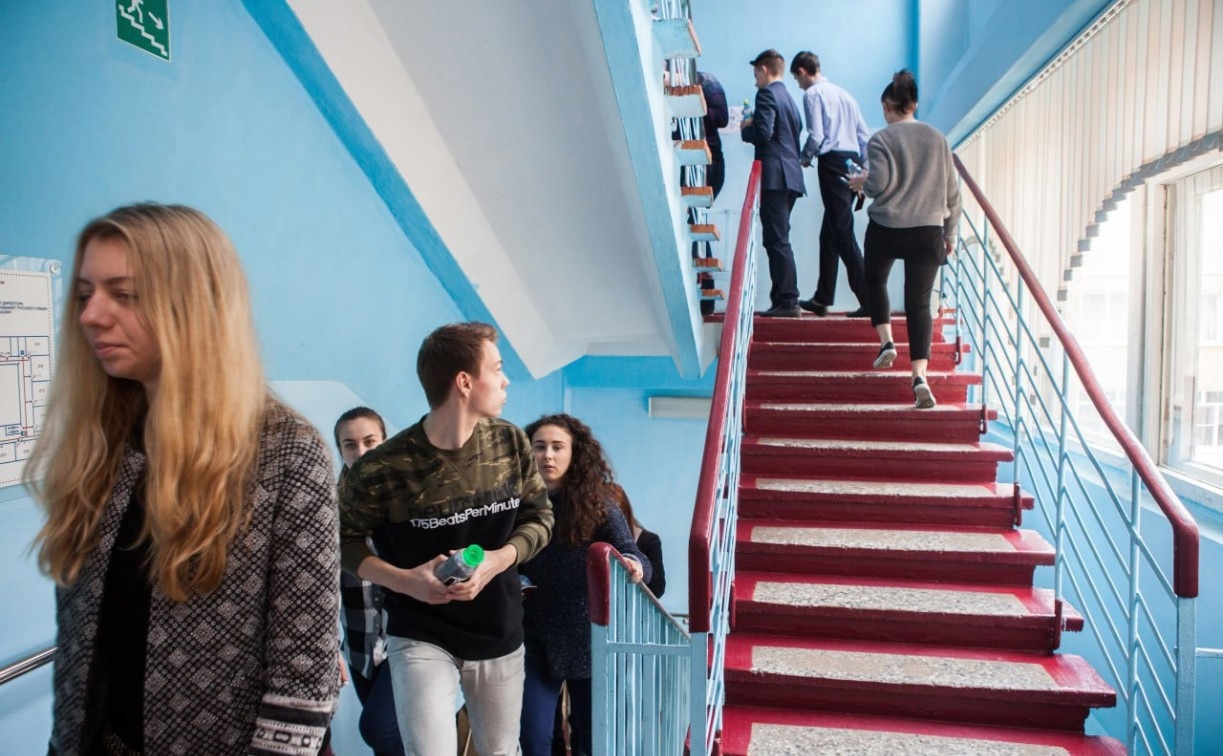 Курс на традиции и право: что изменится в преподавании обществознания в тульских школах