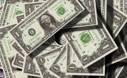 Россияне смогут расплачиваться за рубежом рублями и валютой