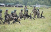 Владимир Путин разрешил призывать осужденных на службу по контракту