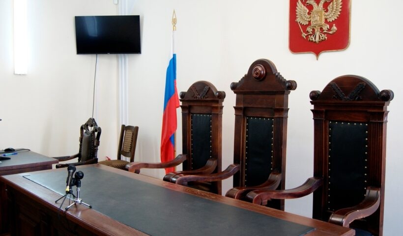 Алексинский суд оштрафовал жительницу на 31 тысячу рублей за посты в соцсетях