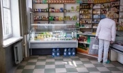 В Донском в продуктовом магазине хранили продукты без маркировки