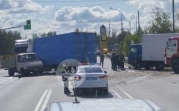 В Богородицке столкнулись три грузовика