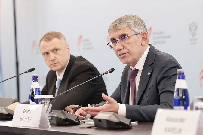 Дмитрий Миляев принял участие в стратегической сессии на тему студенческого спорта