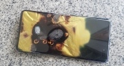 Samsung Galaxy S10 загорелся после падения