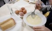 Диетолог назвала самые вредные продукты для завтрака