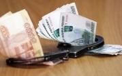 Начальника отдела службы безопасности «Проктер энд Гэмбл-Новомосковск» подозревают в коммерческом подкупе
