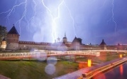 МЧС предупреждает: на регион надвигается гроза и сильный ветер