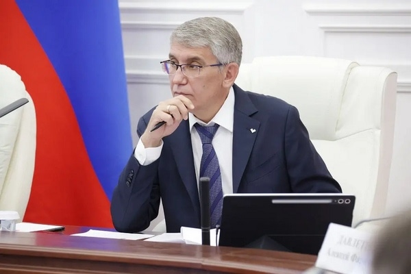 Губернатор Миляев рассмотрел обращения жителей Новомосковска по благоустройству