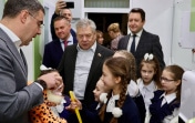 «Единая Россия» открыла стоматологические кабинеты в двух новомосковских школах