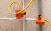 Новомосковская квартирантка оставила соседей без газа, сломав вентиляцию
