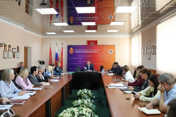 Компенсации за ущерб от БПЛА и оперативная эвакуация: в Новомосковске прошло заседание КЧС