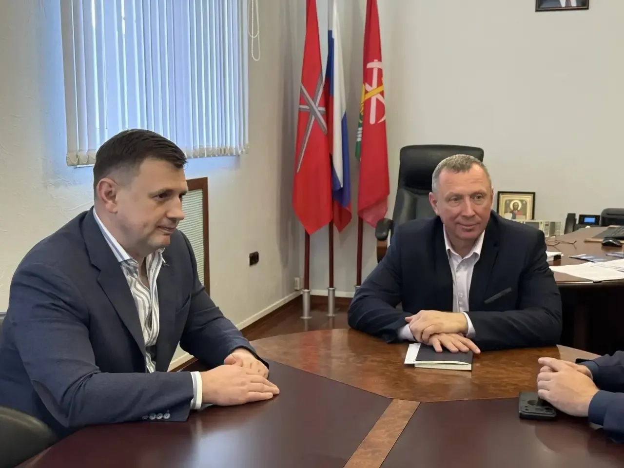 Новомосковцы голосуют активно: Александр Рем проверил работу участков
