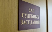В Узловой пьяный администратор магазина избил покупателя битой