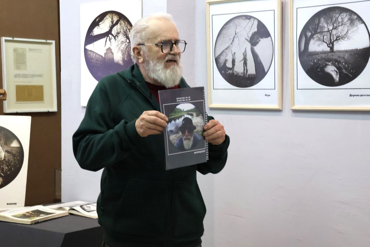 Персональная фотовыставка Николая Захарчука развернута в городском историко-художественном музее