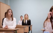 Выпускникам разрешили поступать в вузы из колледжей без ЕГЭ