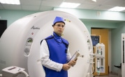 Тульские врачи будут получать ежемесячные дополнительные выплаты до конца года